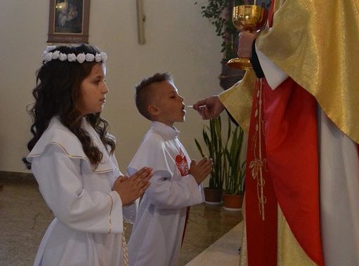 UROCZYSTOŚĆ I KOMUNII ŚWIĘTEJ