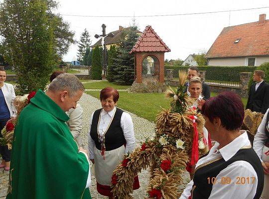 DOŻYNKI PARAFIALNE