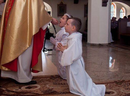 UROCZYSTOŚĆ I KOMUNII ŚW.