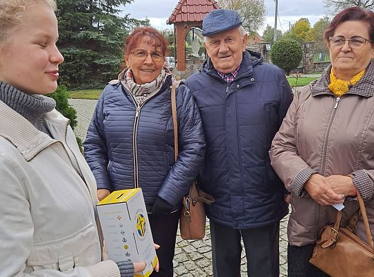 Dzień papieski - zbiórka do puszek