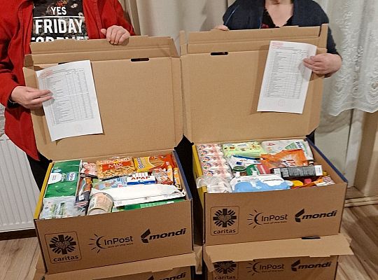 Parafianie w akcji "Paczka dla Ukrainy"