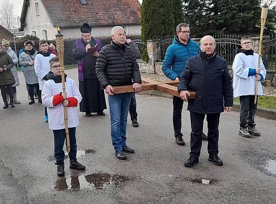 Droga Krzyżowa ulicami Brzeźna Lęborskiego
