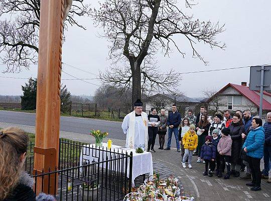 Święcenie nowego Krzyża i pokarmów