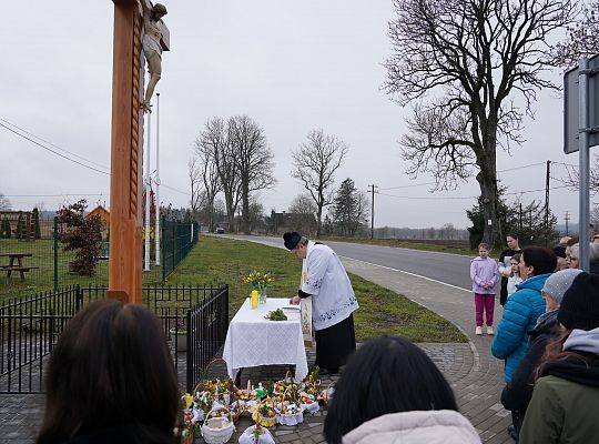 Święcenie nowego Krzyża i pokarmów