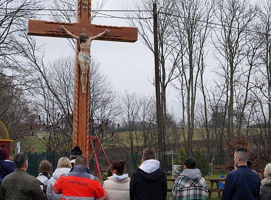 Święcenie nowego Krzyża i pokarmów