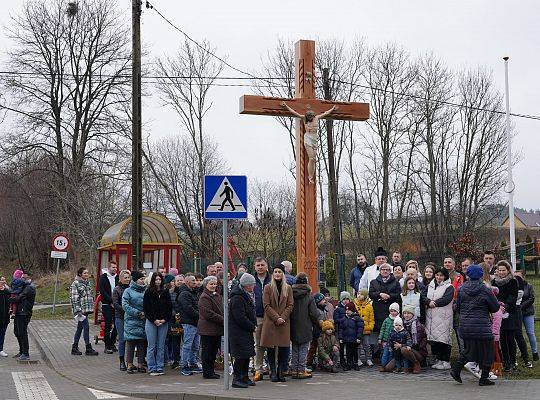 Święcenie nowego Krzyża i pokarmów