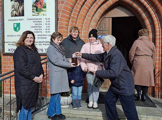 Zbiórka na misję i pracujących tam polskich misjonorzy.