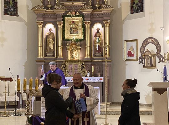 Wielkopostne Rekolekcje Parafialne i peregrynacja Ikony Matki Bożej Nieustającej Pomocy