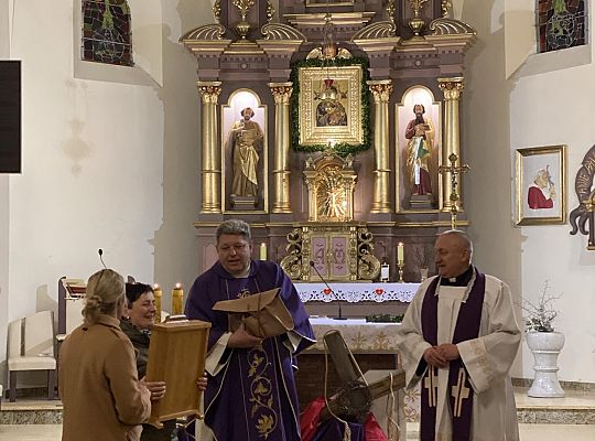 Wielkopostne Rekolekcje Parafialne i peregrynacja Ikony Matki Bożej Nieustającej Pomocy
