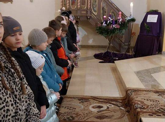 Adwent to ciche pukanie Jezusa do mojego serca.