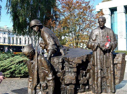 PIELGRZYMKA WDZIĘCZNOŚCI ZA DAR KANONIZACJI JANA PAWŁA WIELKIEGO